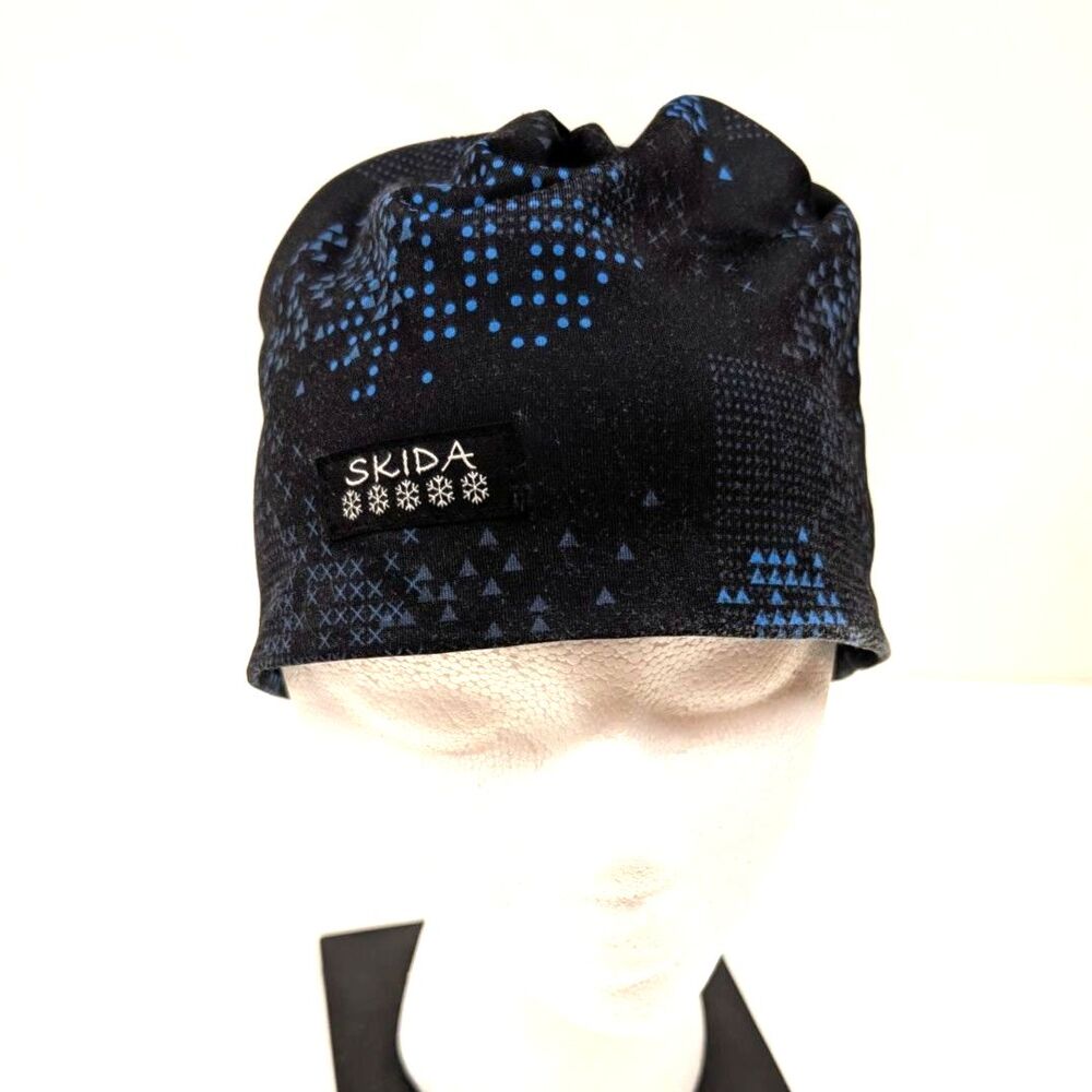 Skida Blue on Black Lightweight Nordic Running Hat